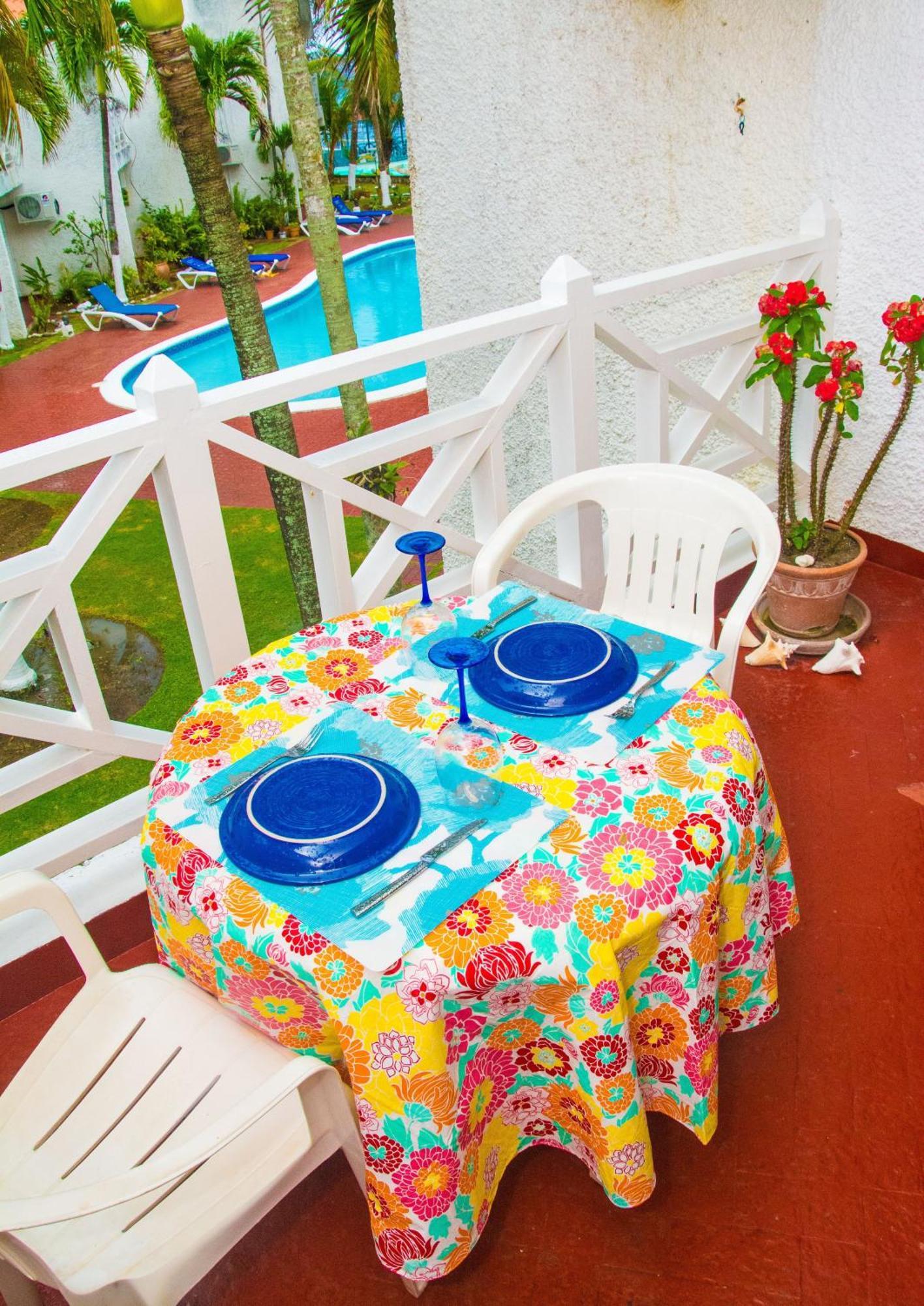 Chrisanns Paradise Suite By The Ocean - Apt#9 Ocho Ríos Exterior foto
