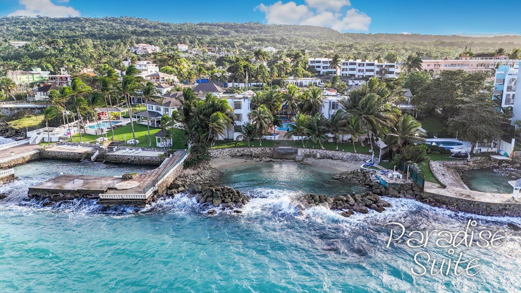 Chrisanns Paradise Suite By The Ocean - Apt#9 Ocho Ríos Exterior foto