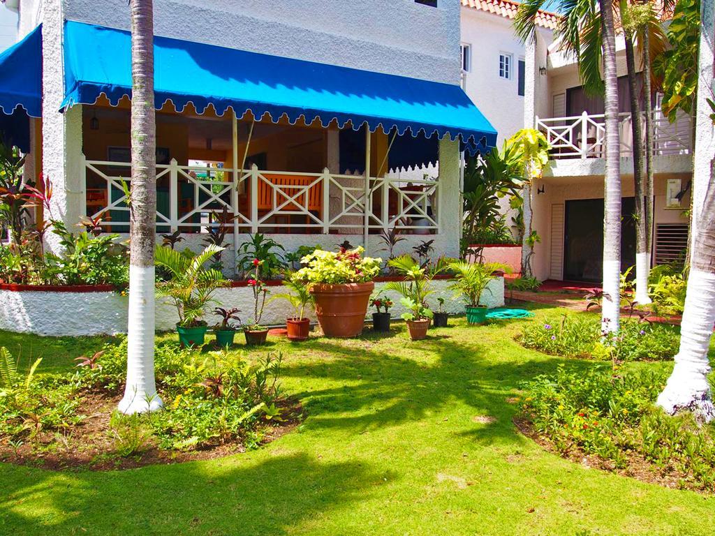 Chrisanns Paradise Suite By The Ocean - Apt#9 Ocho Ríos Exterior foto